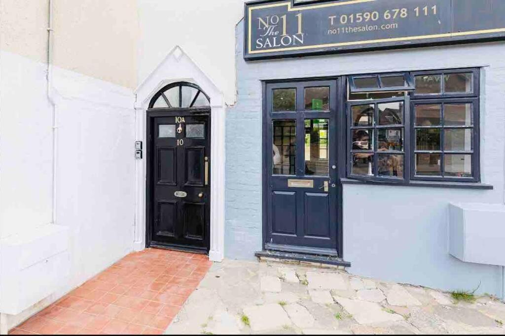 Sleeps 6 The Lovely Lymington Lock Off Exterior photo